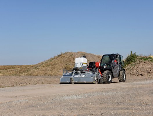 Balayeuse Manitou SCC2600 HWA+