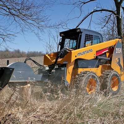 Chargeuse compacte sur pneus Mustang SL2054