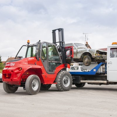 Chariot élévateur tout terrain Manitou M30-2