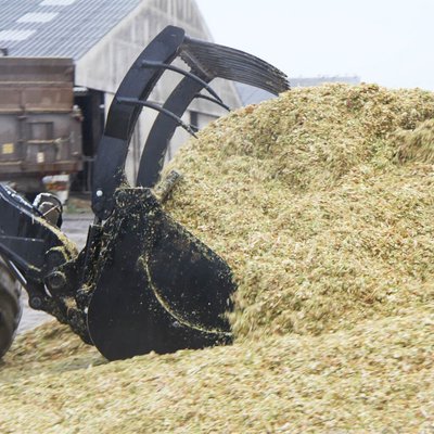 Godet multifonctions agricole - FO Manitou CBG2450/1700 FO