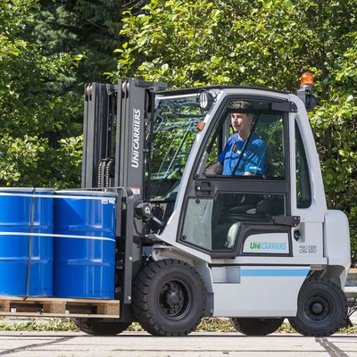 Chariot élévateur diesel UniCarriers DX25D