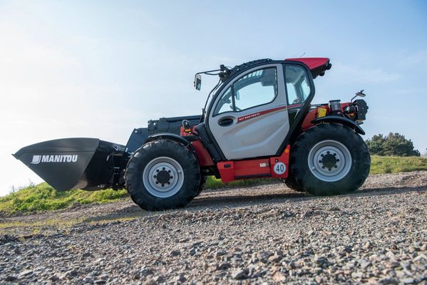Chariot télescopique agricole Manitou MLT940-140 V+