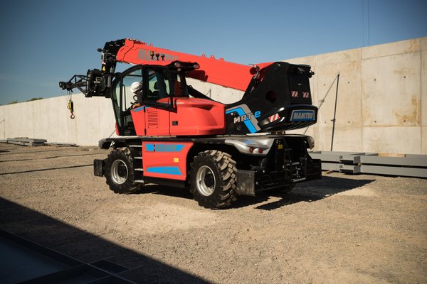 Chariot télescopique rotatif Manitou MRT2260e