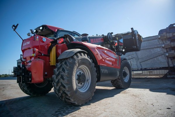 Chariot télescopique agricole Manitou MLT841-145 PS+
