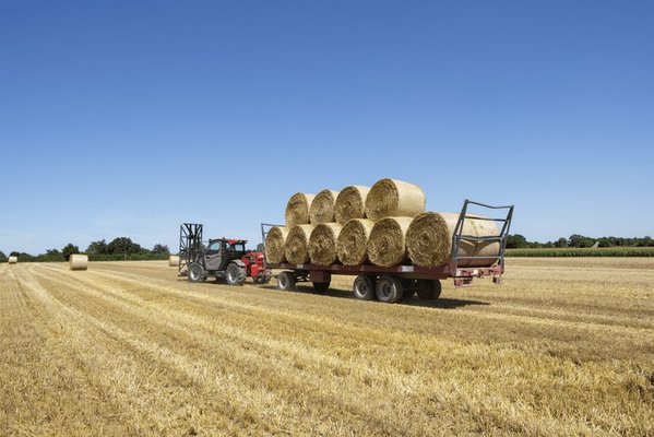 Chariot télescopique agricole Manitou MLT841-145 PS+