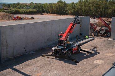 Chariot télescopique rotatif Manitou MRT2260e - 10