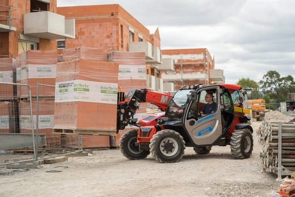Chariot télescopique Manitou MT625 e
