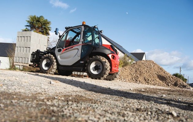 Chariot télescopique Manitou MT420H