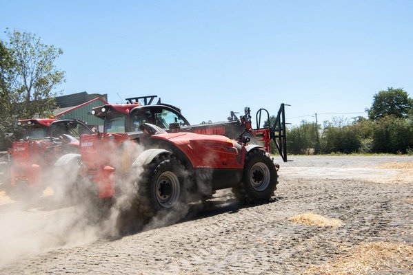 Chariot télescopique agricole Manitou MLT841-145 PS+