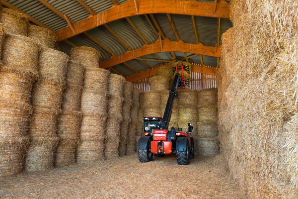 Chariot télescopique agricole Manitou MLT742-140V+ ST5