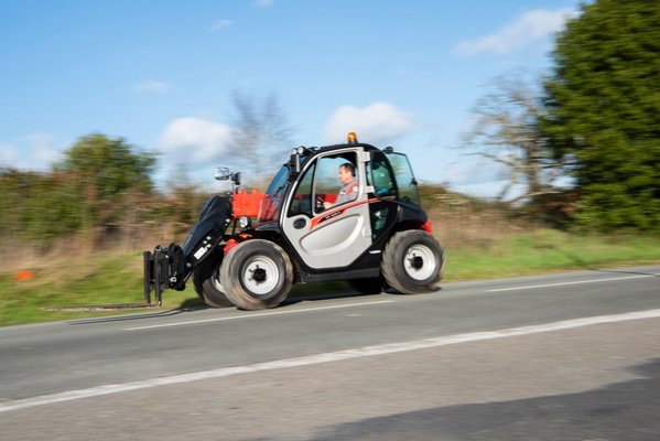 Chariot télescopique Manitou MT420H