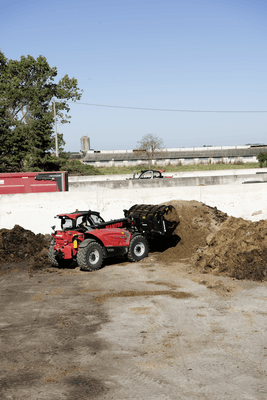 Chariot télescopique agricole Manitou MLT841-145 PS+