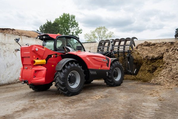 Chariot télescopique agricole Manitou MLT961-160 V+ L