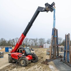 Chariot élévateur télescopique Manitou MT930H - 11