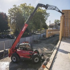 Chariot élévateur télescopique Manitou MT1335 EASY - 12