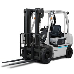 Chariot élévateur gaz UniCarriers DX18G - 1