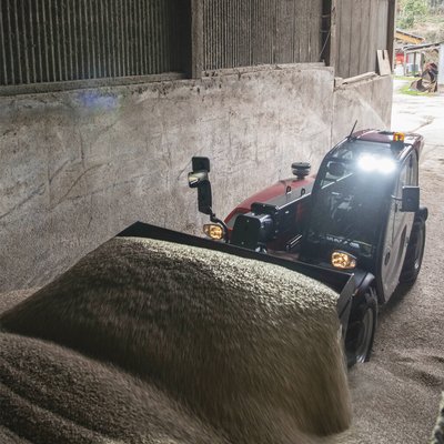 Godet agricole Manitou CBA1500L-2450