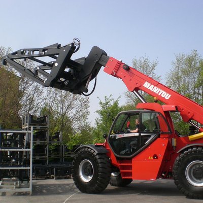 Pince à tubes-tuyaux Manitou PH2500/14000