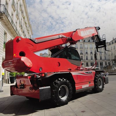 Chariot télescopique rotatif Manitou MRT3050 Privilege Plus