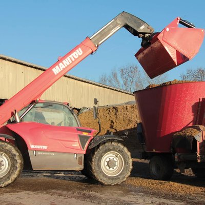 Godet désileur-trancheur Manitou SHB2200/1650