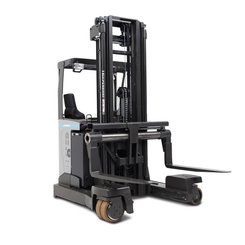 Chariot à mât rétractable UniCarriers UFW250 - 1