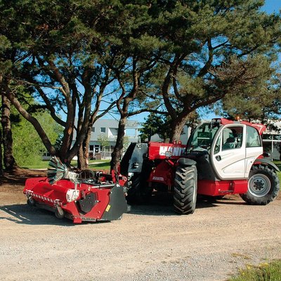 Balayeuse ramasseuse Manitou BRB2500