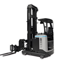 Chariot à mât rétractable UniCarriers URS150 - 1
